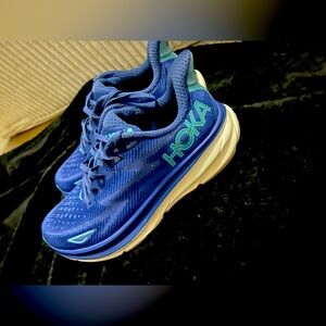 Hoka Deep Blue Running Shoes Women’s 9.5